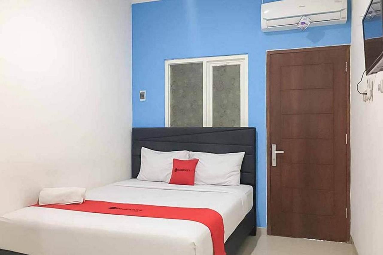 Reddoorz Plus At Panorama Villas Batu Бату Экстерьер фото